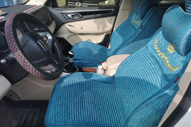 Used Zotye Domy X5 2017 Upgraded Model 1.5T Manual Luxury Version
