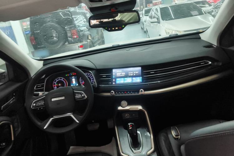 Used Haval H6 2021 1.5 GDIT Automatic Champion Edition Center Console