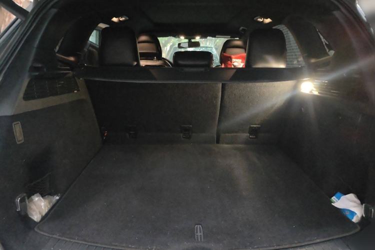 Used Lincoln MKC 2014 2.0T Two-Wheel-Drive Luxury Edition
