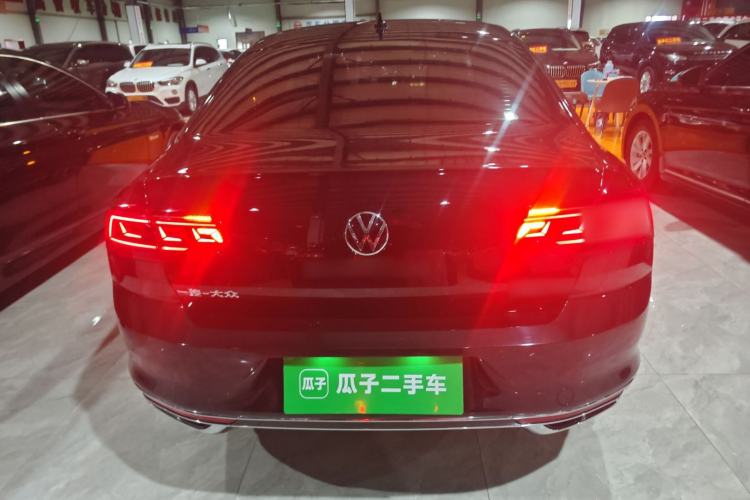 Used Volkswagen Magotan 2023 2 Million Units Limited Edition 330TSI DSG Leading Version
