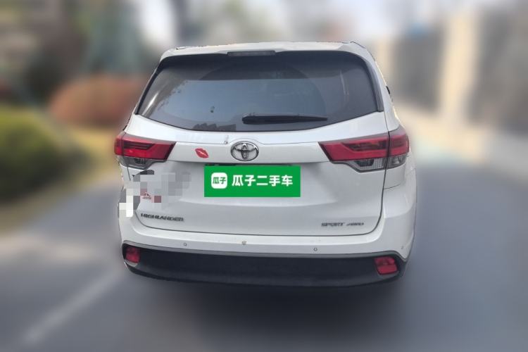 Used Toyota Highlander 2018 2.0T Four-Wheel Drive Luxury Edition 7 Seats China V Emission Standard
