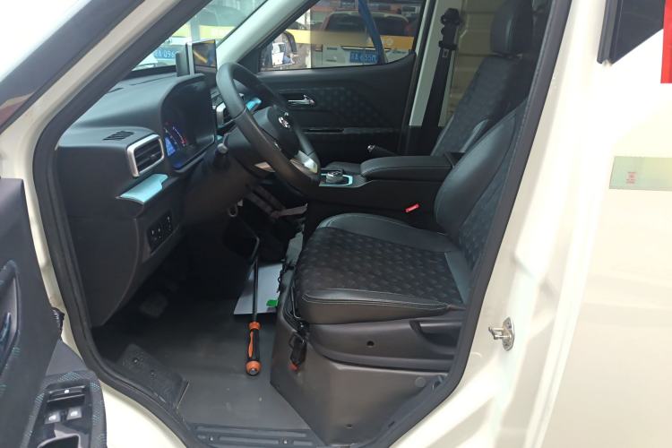 Used BAIC Changhe EV5 2019 270KM range version Left Front Seat