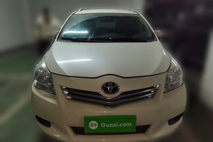 Used Toyota Verso 2014 Starlight 180E CVT Elite Edition