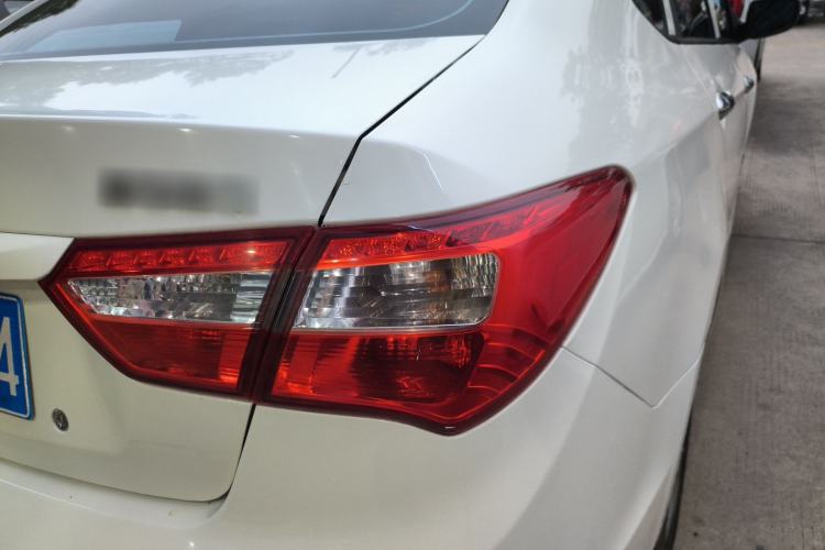 Used Haima M3 2016 1.5L Manual Comfort Model with Sunroof Right Rear Taillight