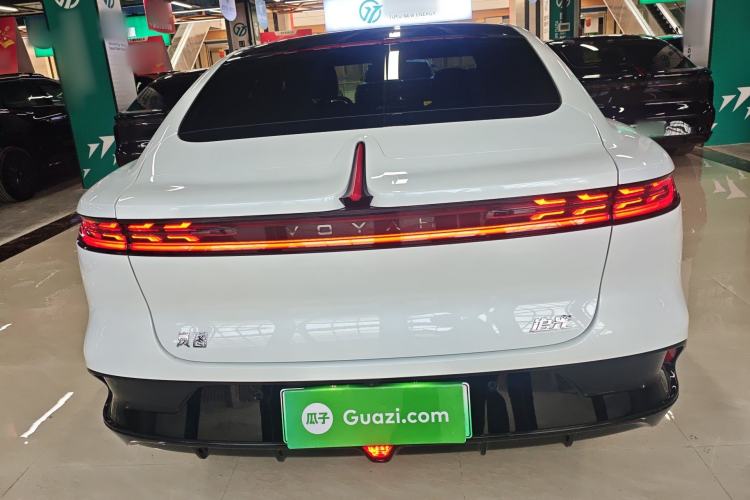 Used VOYAH PASSION 2024 PHEV Four-Wheel Drive Ultra-Long Range Executive Edition Rear