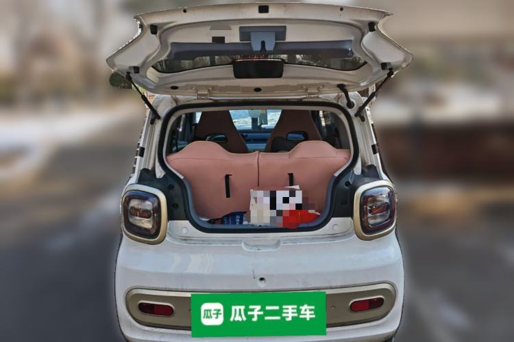 Used Bestune Pony 2024 170km Vitality Horse Trunk