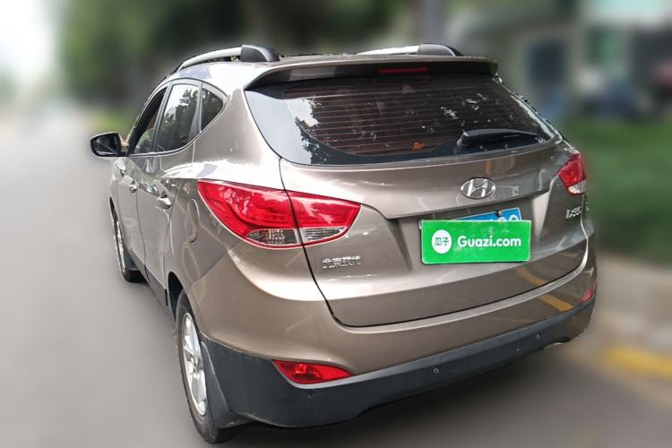 Used Hyundai ix35 2010 2.0L Automatic Two-Wheel Drive New Edition GL Rear Left 45 Deg