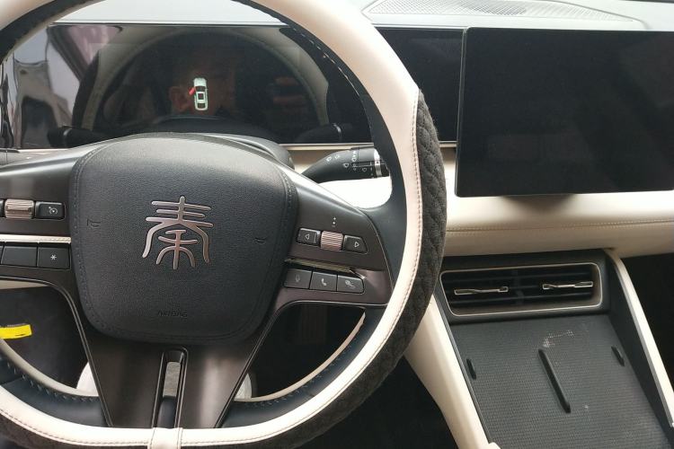 Used BYD Qin L 2024 DM-i 80KM Leading Model
