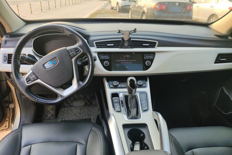 Used Geely Auto Emgrand X7 Sport 2018 1.8TD Automatic Two-Wheel Drive Smart Connect 4G Internet Edition
