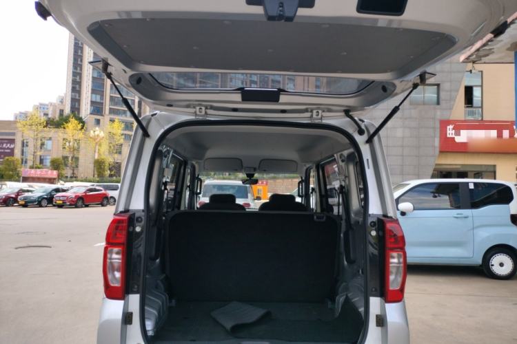 Used Wuling Zhiguang New Energy 2025 Comfort Model Trunk