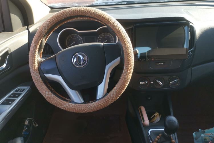Used Dongfeng Aeolus A30 2014 1.5L Manual Smart-Drive Luxury Edition Steering Wheel