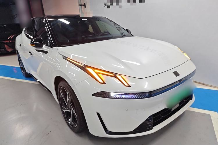 Used Lynk & Co 07 2024 EM-P 126 Long-Range Halo