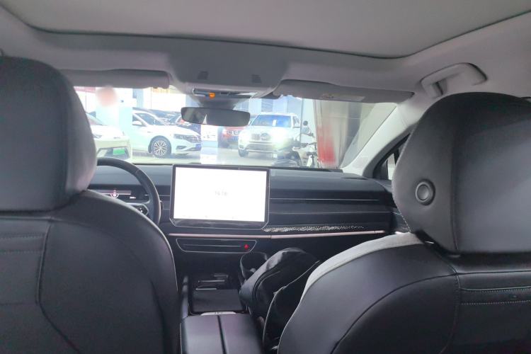 Used Volkswagen ID.7 VIZZION 2024 PRO Model Headliner