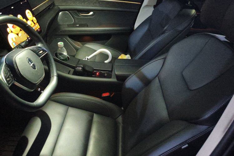 Used Hima AITO M5 2022 Extended-Range Four-Wheel Drive Performance Version Left Front Seat