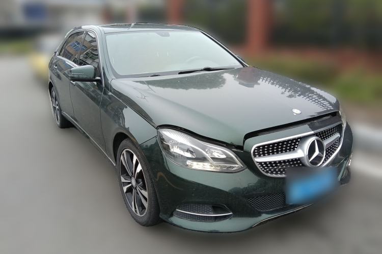 Used Mercedes-Benz E-Class 2015 E 200 L Sport Edition Front Right 45 Deg