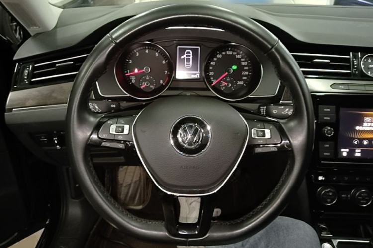 Used Volkswagen Magotan 2019 330TSI DSG Luxury Version China VI Standard