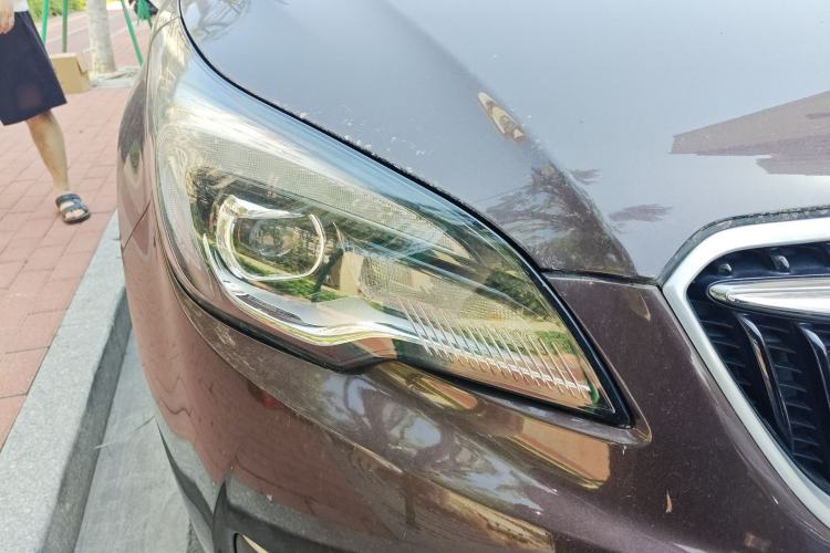 Used Buick Envision 2018 28T All-Wheel-Drive Versatile Sports Flagship Model