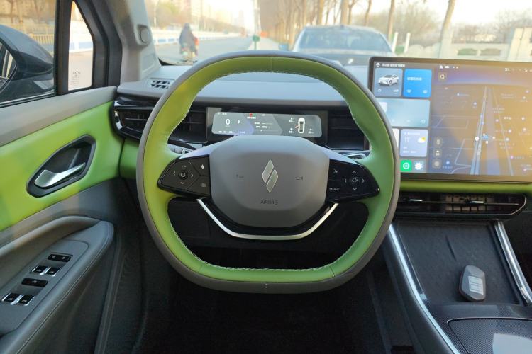 Used Livan Livan 7 2023 605km Hunter Light