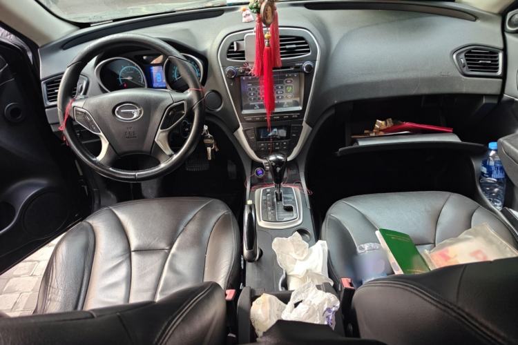 Used GAC Trumpchi GS5 2013 1.8T Automatic Two-Wheel Drive Elite Edition Center Console