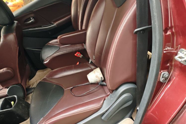 Used Venucia M50V 2017 1.5L XL Manual Comfort Edition Left Rear Seat