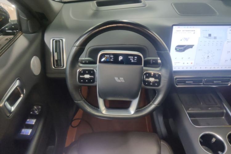 Used Li Auto L9 2022 Max model
