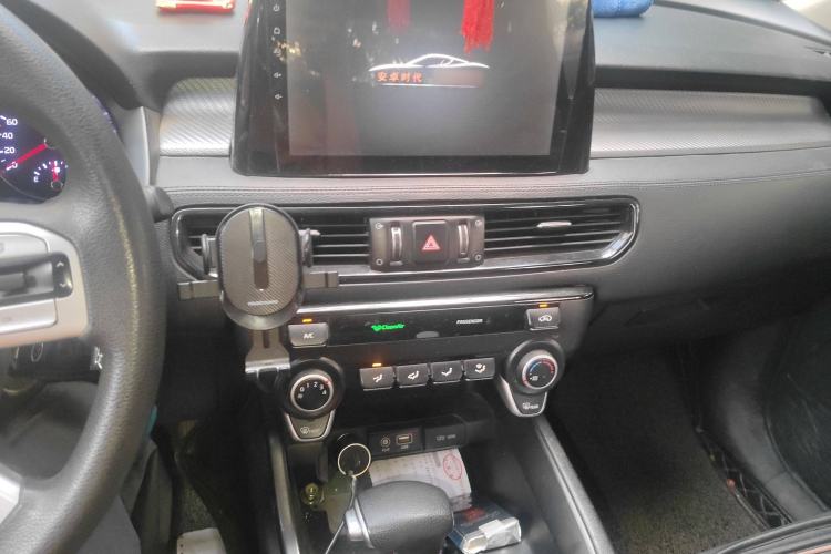 Used Kia KX7 2017 2.0L Automatic 2WD SMART 5-seater