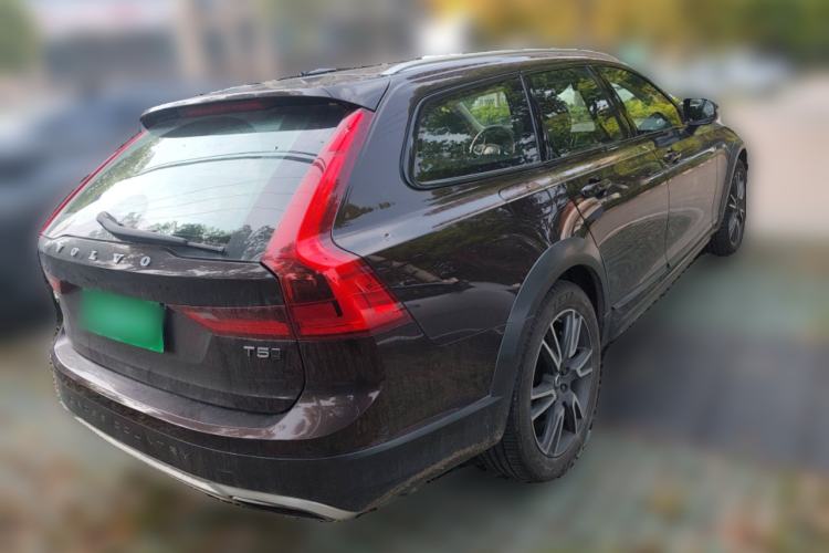 Used Volvo V90 2017 Cross Country T5 AWD Prestige Edition
