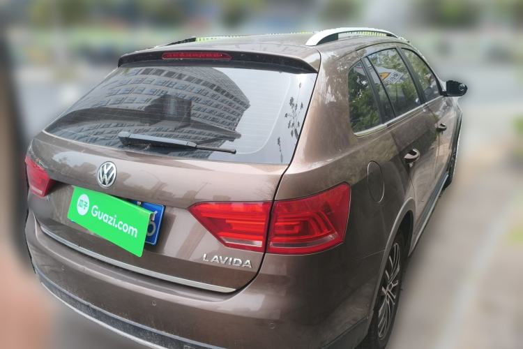 Used Volkswagen Cross Lavida 2014 1.6L Automatic Rear Right 45 Deg