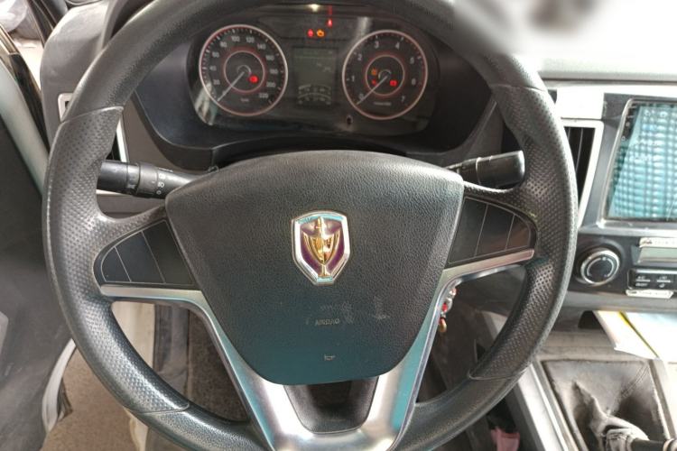 Used Jinbei Hiace King 2021 2.0L City Transport King Series Express Model Standard Top 6-Seater 1TZS Steering Wheel