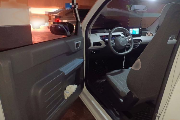 Used Geely Galaxy Panda 2023 Panda Mini 200km Endurance Bear
