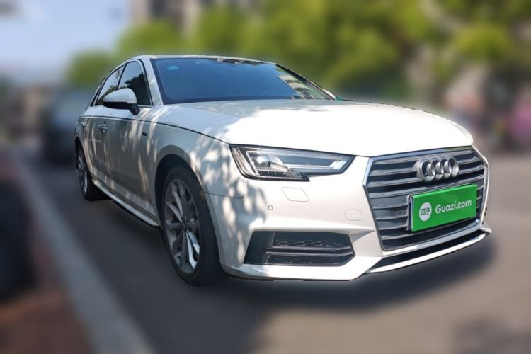 Used Audi A4L 2018 30th Anniversary Edition 40 TFSI Fashion Model
