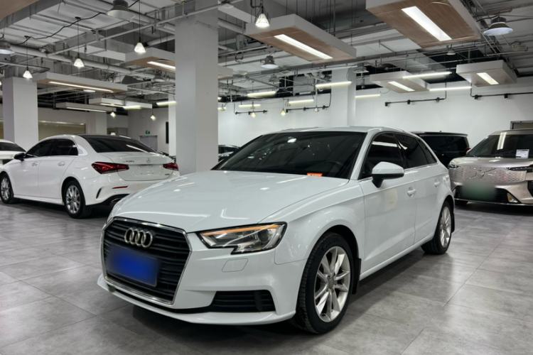 Used Audi A3 2018 30th Anniversary Edition Sportback 35 TFSI Ambition Model
