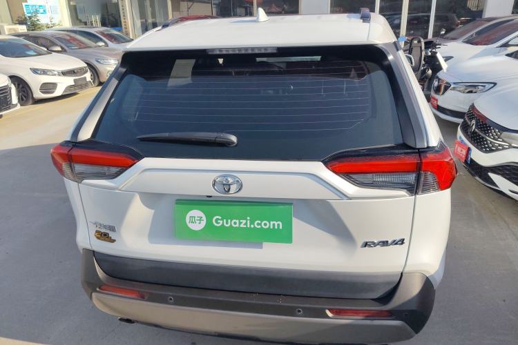 Used Toyota RAV4 2023 2.0L CVT Two-Wheel Drive 20th Anniversary Platinum Edition