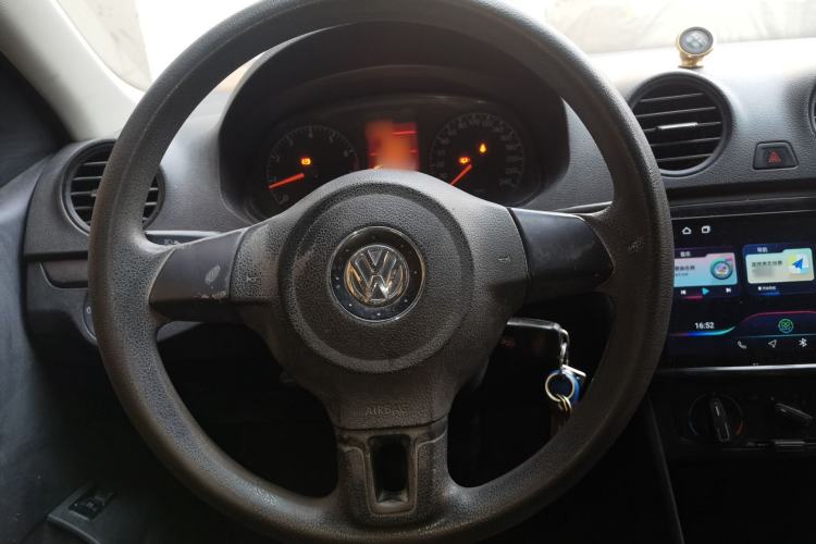 Used Volkswagen Jetta 2015 Value Edition 1.6L Manual Fashionable Style
