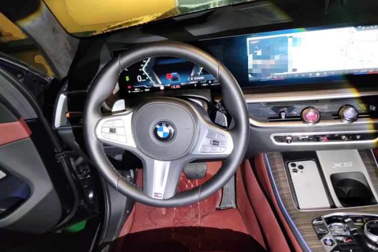 Used BMW X5 2023 xDrive 40Li M Sport Package
