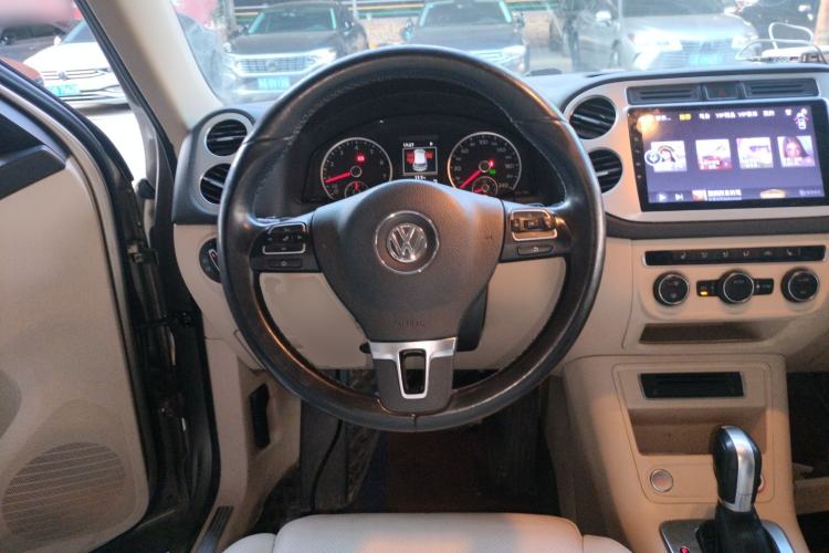 Used Volkswagen Tiguan L 2016 300TSI Automatic Two-Wheel Drive Luxury Edition