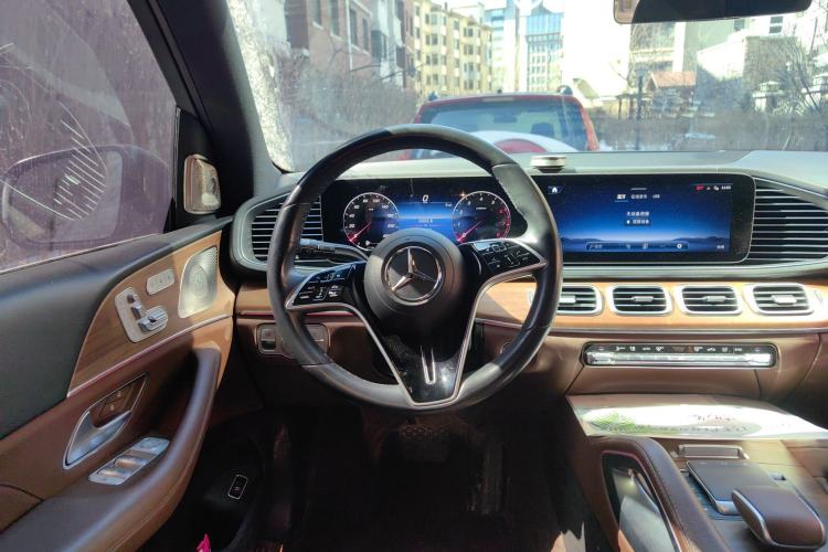 Used Mercedes-Benz GLS-Class 2023 GLS 450 4MATIC Stylish Model