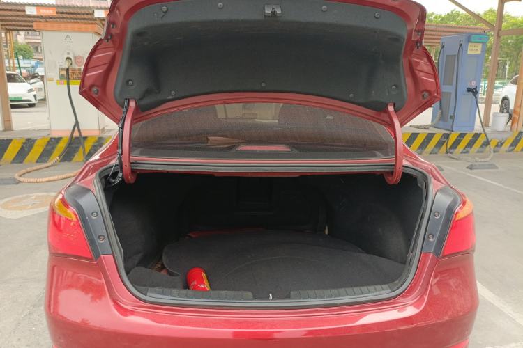 Used Hyundai Mistra 2014 1.8L Automatic Smart GLS

