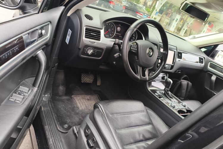 Used Volkswagen Touareg 2016 3.0 TSI High-End Version Driver Seat