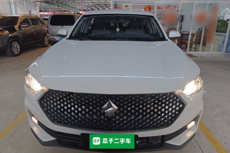 Used Baojun RC-6 2019 1.5T CVT Elite Version with 24-Hour Online Service Front