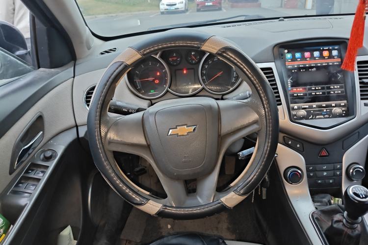 Used Chevrolet Cruze 2013 1.6L SE MT
