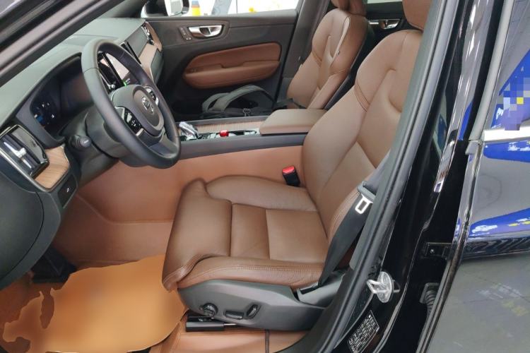 Used Volvo XC60 2025 B5 Four-Wheel Drive Smart & Advanced Luxury Edition