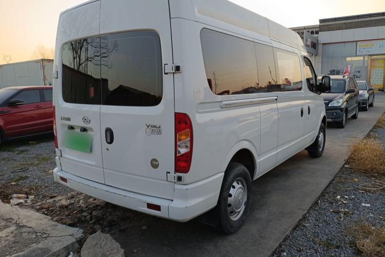 Used SAIC MAXUS Xintu V80 2023 2.0T Manual Classic Aoyuntong Long Wheelbase Mid-Height 6/7/8/9-Seater Rear Right 45 Deg