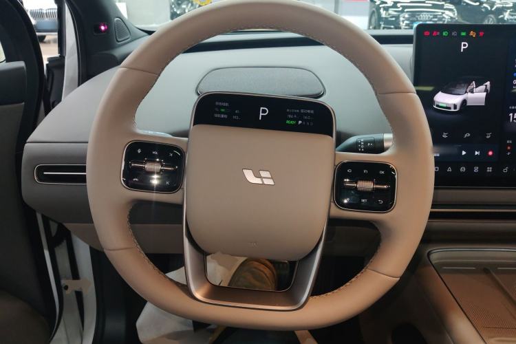 Used Li Auto Li Auto i6 2025 Model Two-Wheel-Drive Standard Type