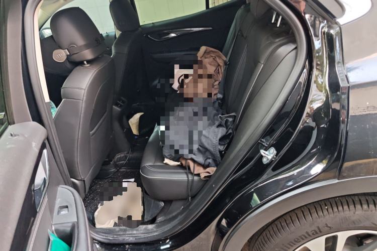 Used Buick Envision 2022 Encore S 552T Two-Wheel-Drive Luxury Model