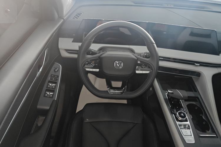 Used Changan CS75 PLUS 2025 Model, 3rd Generation Champion Edition 1.5T Jinghang Version