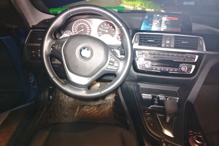 Used BMW 3 Series 2017 320Li M Sport Edition Steering Wheel