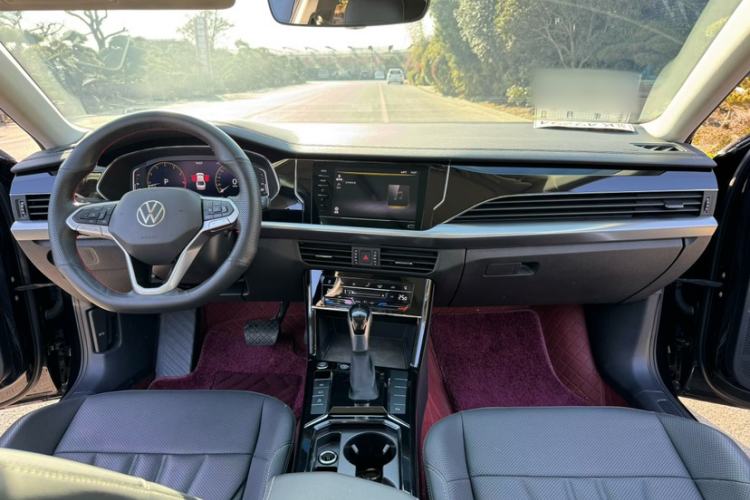 Used Volkswagen Passat 2025 Outstanding Model 380TSI Starry Dragon Edition
