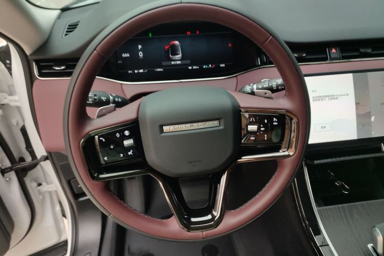 Used Land Rover Range Evoque 2024 Aurora L 249 PS Prestige Light-Chasing Edition Steering Wheel