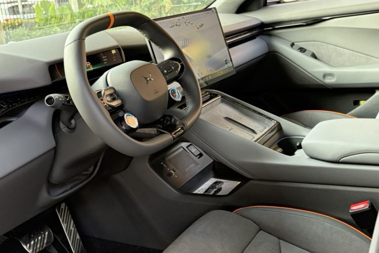 Used XPeng P7 2025 Model—750 All-Wheel-Drive Pengyi Ultra Interior 5